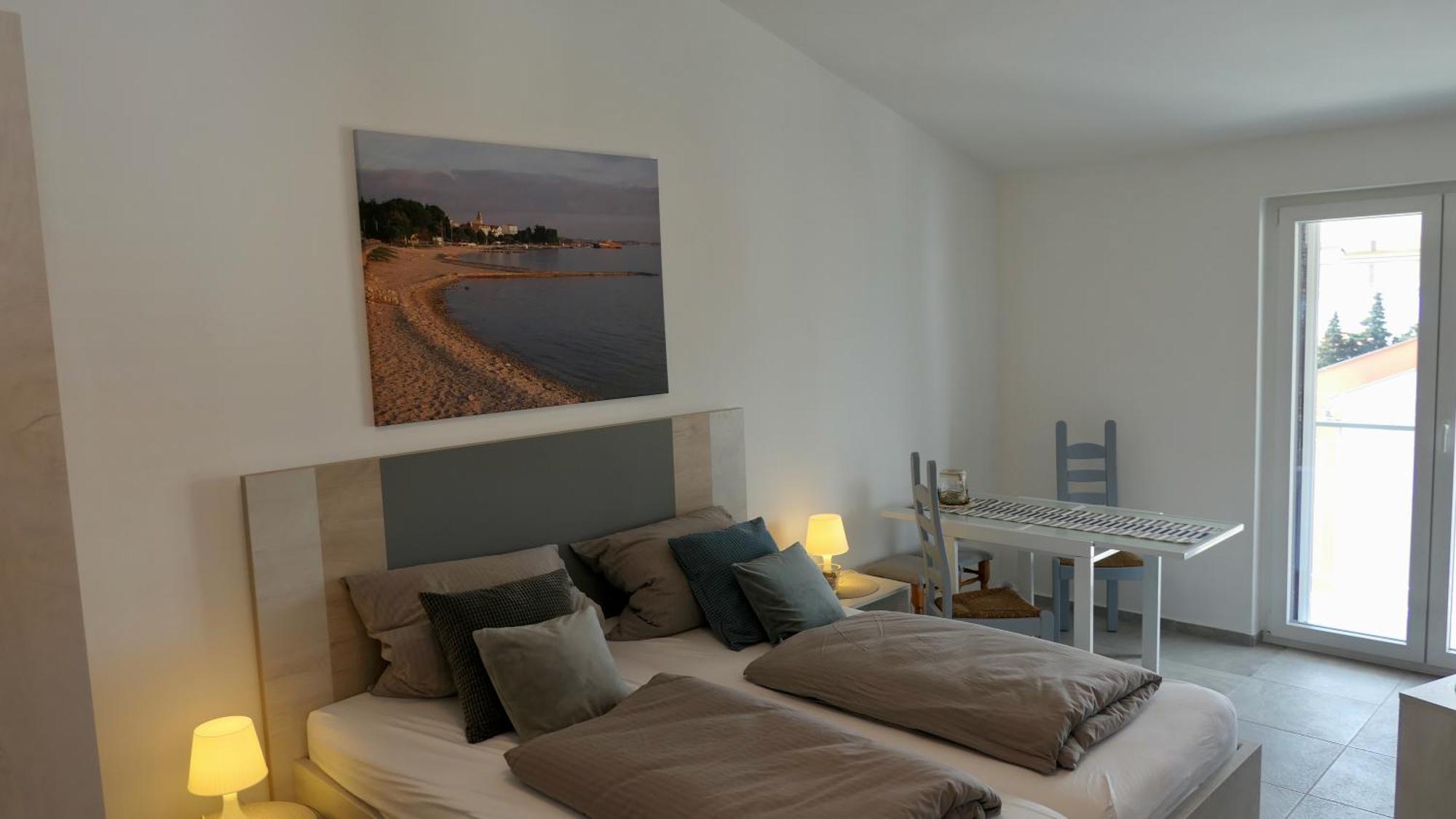 Apartments Villa Agatha Sveti Filip i Jakov Rum bild