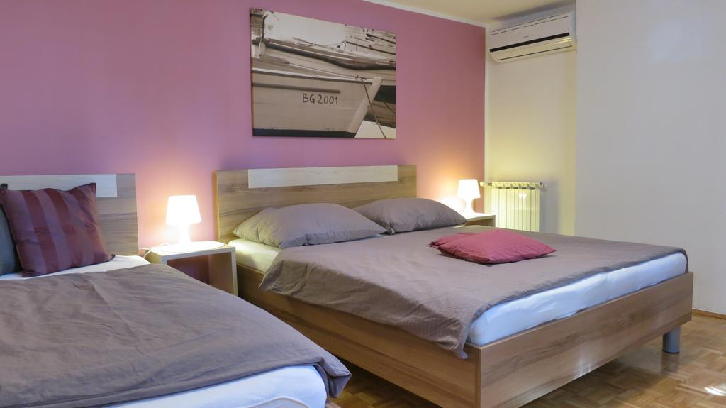 Apartments Villa Agatha Sveti Filip i Jakov Exteriör bild